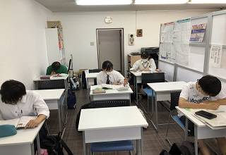 AEIわかたけ塾ゼミ　倉敷白楽町本校