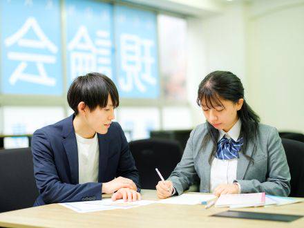 現論会 四日市校