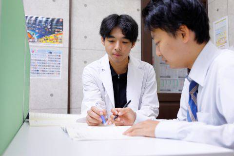 進ゼミ個別 オークワ香芝逢坂校