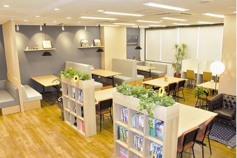 ゴールフリーLab 二条駅前