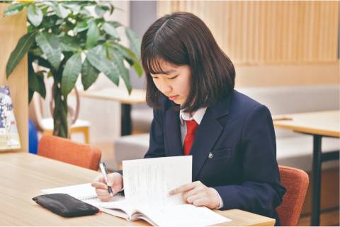 ゴールフリーLab 二条駅前