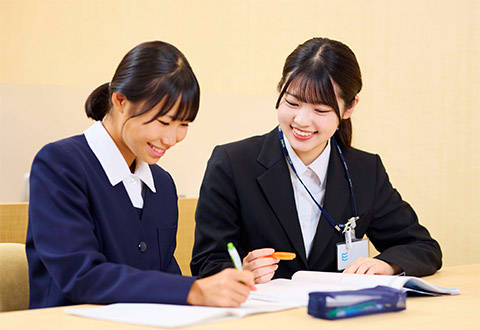 栄光ゼミナール 栄光の個別ビザビ　東神奈川校